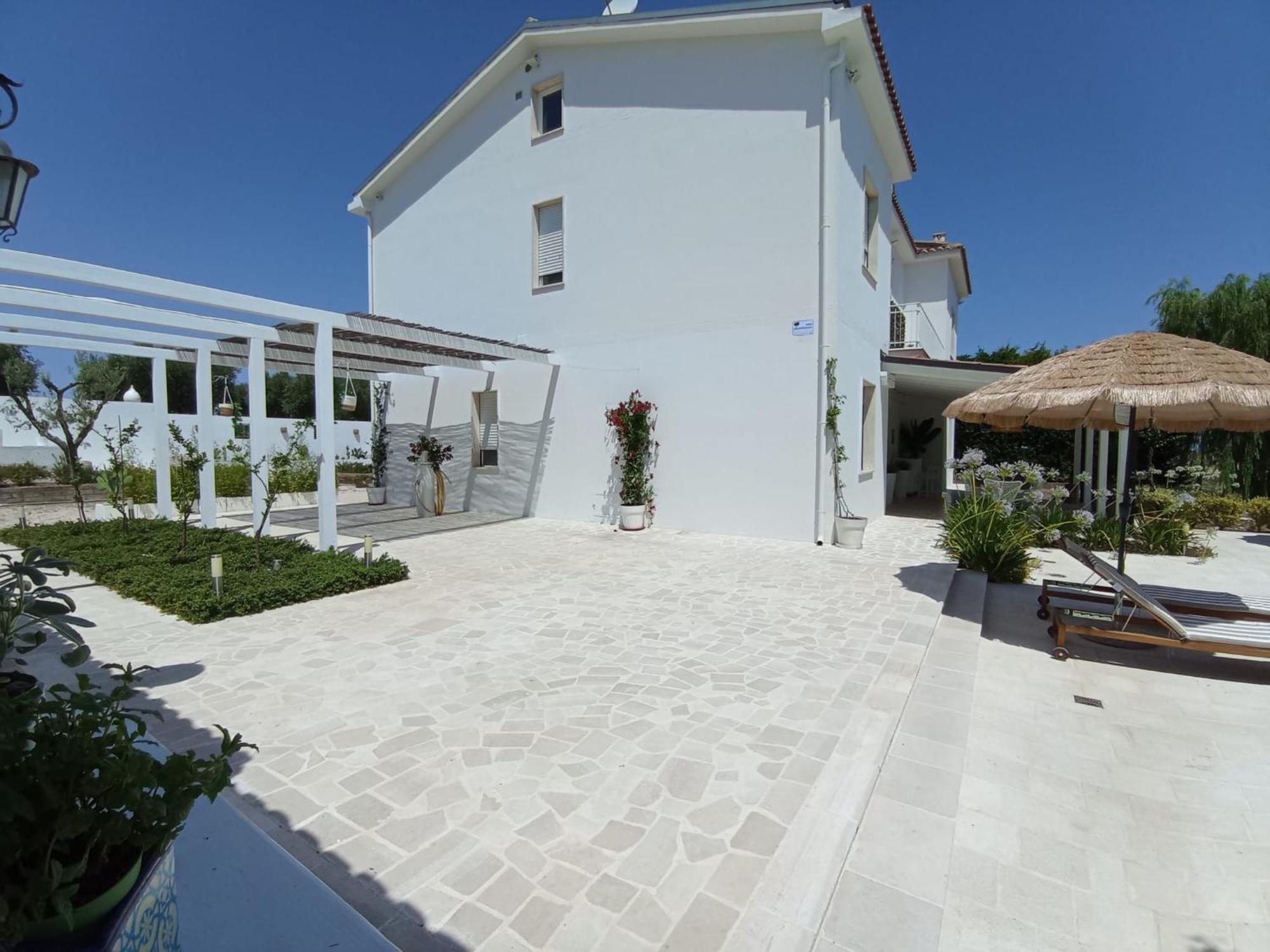Tenuta Viale Degli Ulivi San Martino in Pensilis Eksteriør bilde